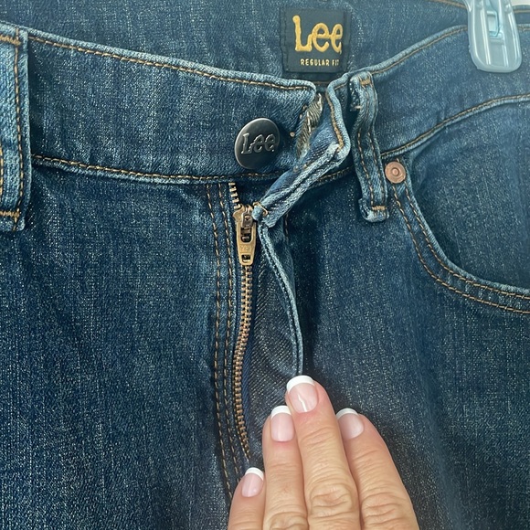 Men’s Lee Regular Fit Jeans 33 x 30 - EUC - Picture 12 of 13